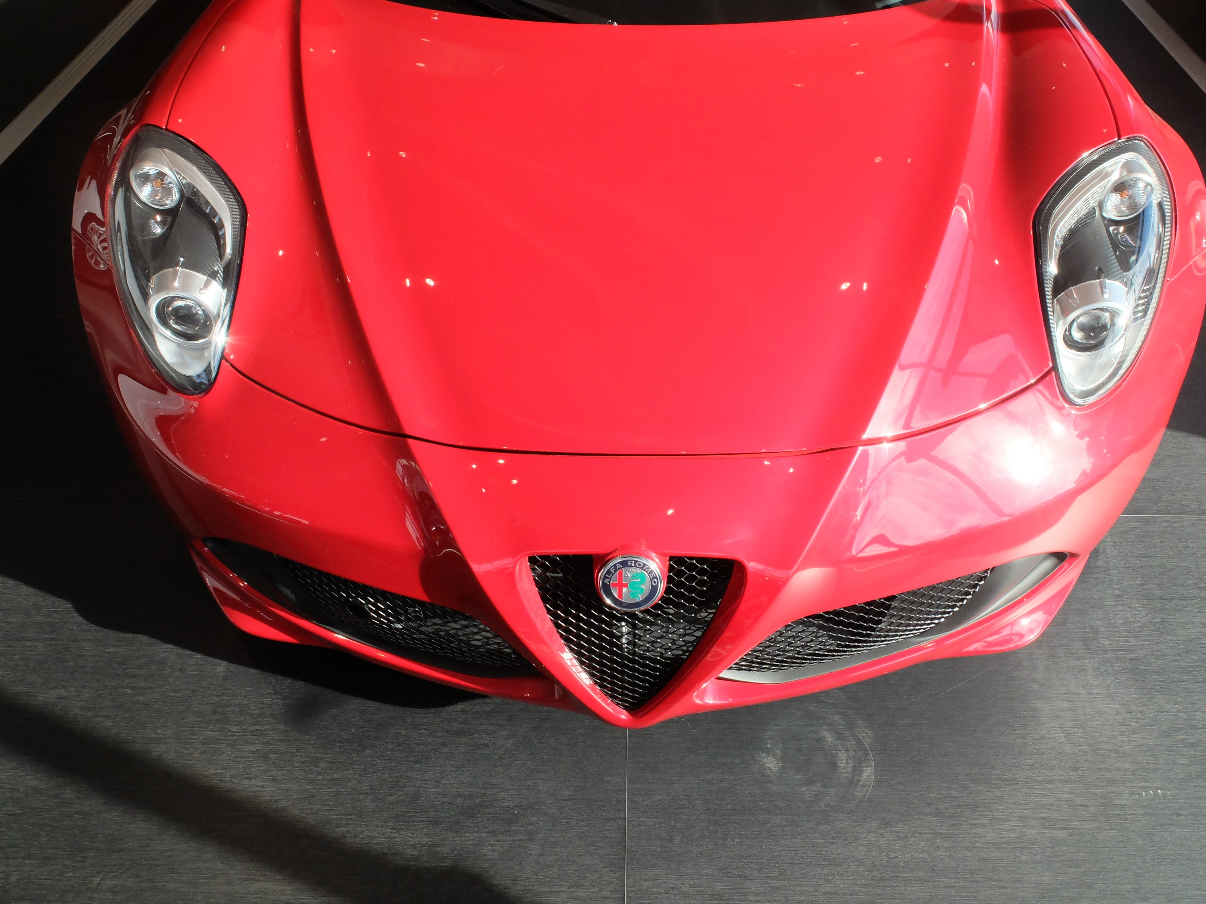 ITALIAN AUTO PARTS Ricambi nuovi e originali per tutta la gamma automobili  Alfa Romeo , lancia , fiat , abarth